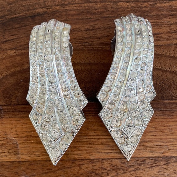 Vintage Carolee Large Art Deco Clip On Earrings - Picture 2 of 6